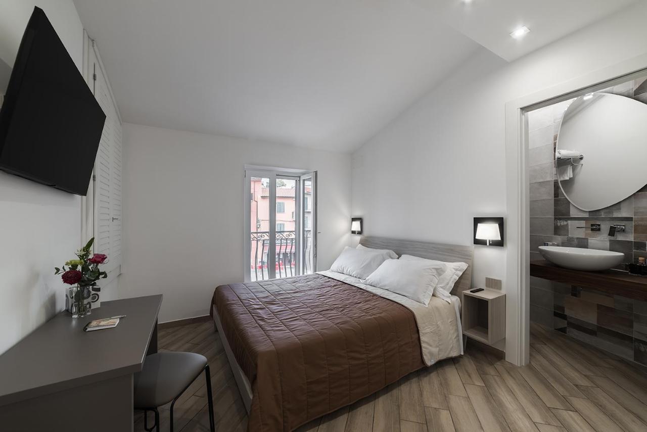 B&B Piazza Roma 诺尔马 外观 照片